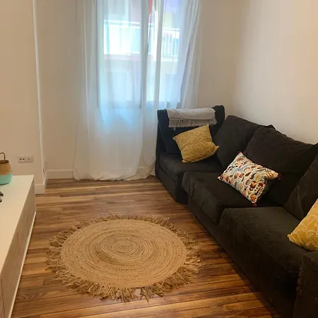 Piso Centrico En * Бильбао